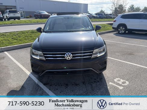 Used 2021 Volkswagen Tiguan SE image 1