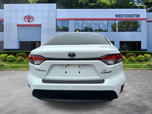 Used 2023 Toyota Corolla LE w/ Carpet Mat Package (TMS) image 5