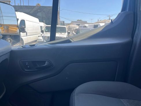 Used 2020 Ford Transit 250 148 High Roof Extended RWD image 23