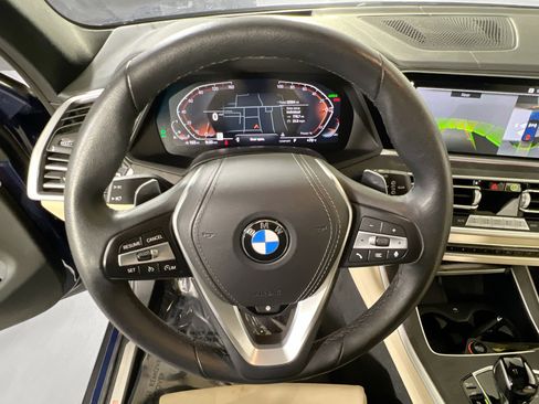 Used 2022 BMW X5 xDrive40i w/ Premium Package image 11