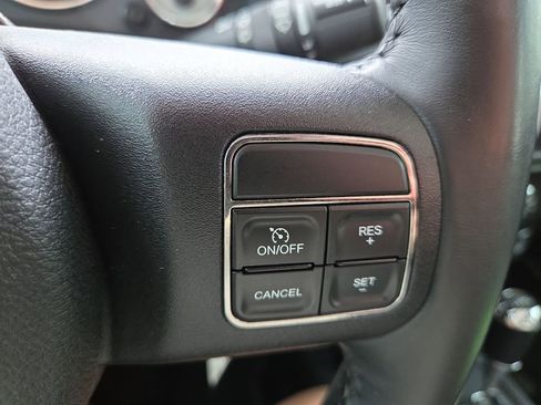 Used 2013 Jeep Wrangler Unlimited Sahara AWD/4WD image 24