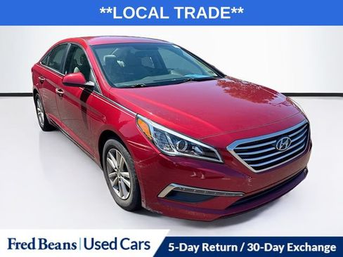 Used 2015 Hyundai Sonata SE w/ Option Group 02 FWD image 1