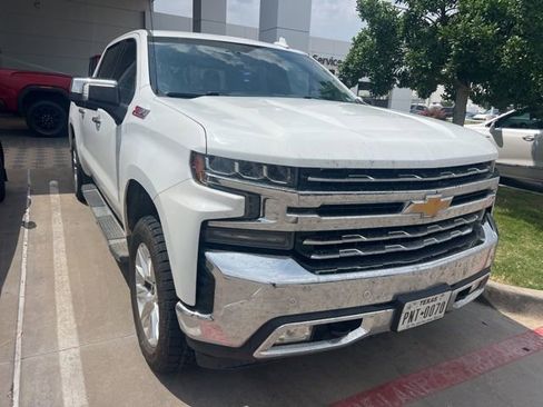 Used 2019 Chevrolet Silverado 1500 LTZ AWD/4WD image 2