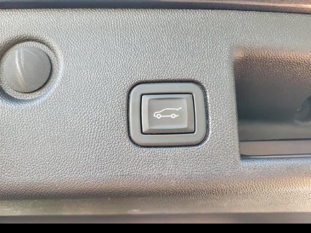 Certified 2023 Chevrolet Equinox LT FWD image 17