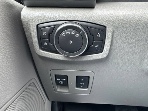 Used 2016 Ford F150 XLT w/ Equipment Group 301A Mid AWD/4WD image 9