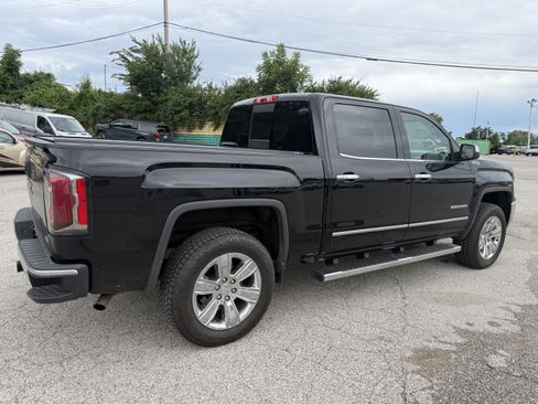 Used 2018 GMC Sierra 1500 SLT AWD/4WD image 7