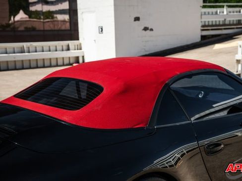 Used 2005 Porsche 911 Carrera S image 29