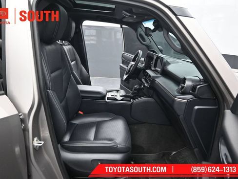 Certified 2025 Toyota Land Cruiser w/ Premium Package AWD/4WD image 36