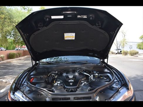 Used 2018 Maserati Levante AWD/4WD image 39