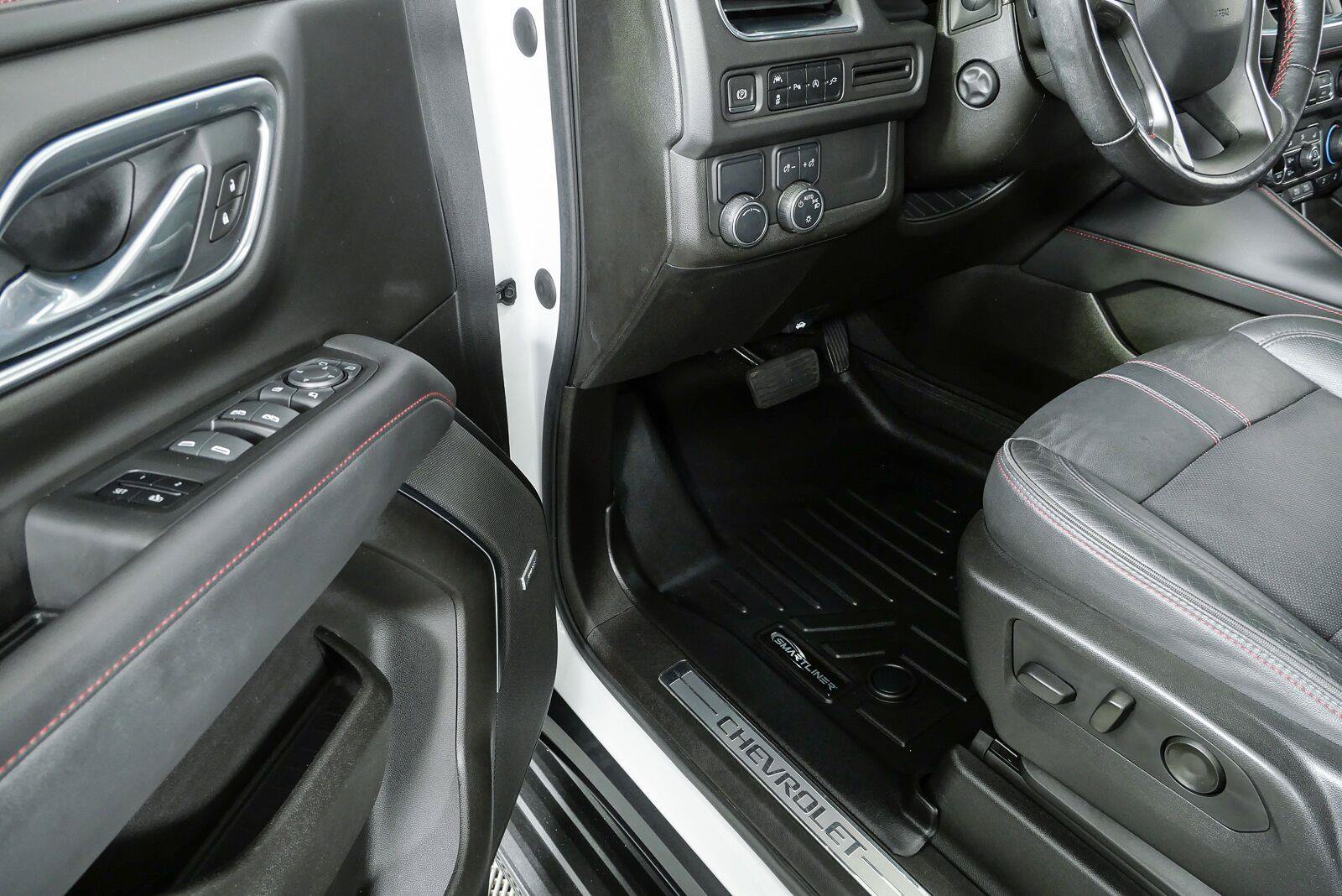 Used 2021 Chevrolet Tahoe RST w/ Luxury Package RWD image 9