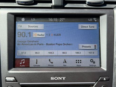 Used 2019 Ford Fusion Energi Titanium FWD image 19