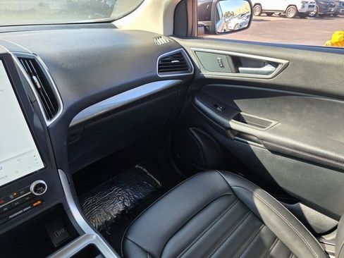 Used 2023 Ford Edge SEL image 34