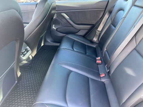 Used 2019 Tesla Model 3 Mid Range image 20