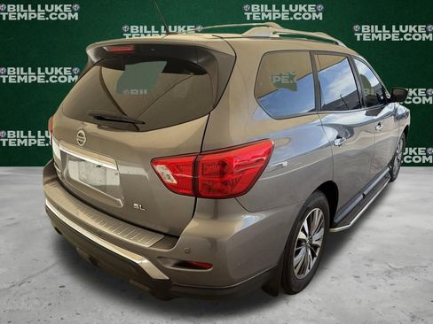 Used 2017 Nissan Pathfinder SL image 6