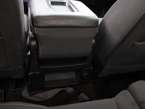 Used 2018 Chevrolet Silverado 1500 LT image 32