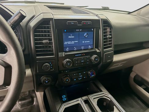 Used 2018 Ford F150 XL w/ Equipment Group 101A Mid AWD/4WD image 25