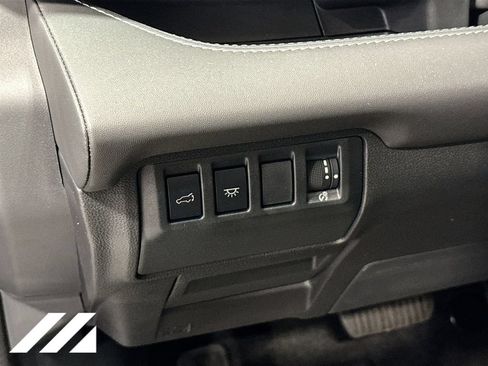 New 2026 Subaru Ascent Limited AWD/4WD image 10