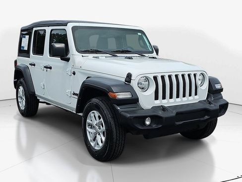 Used 2023 Jeep Wrangler Unlimited Sport AWD/4WD image 3