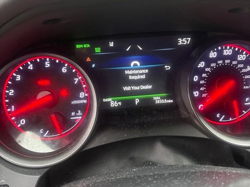 Used 2022 Toyota Camry XSE FWD image 6