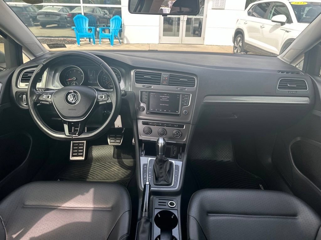 Used 2017 Volkswagen Golf Alltrack S AWD/4WD image 15