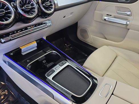 Certified 2025 Mercedes-Benz GLB 250 image 26