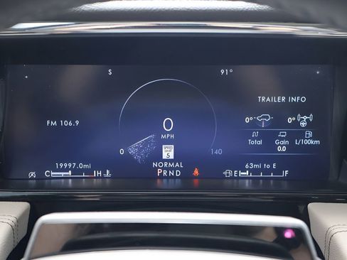 Used 2024 Lincoln Navigator Premiere image 31