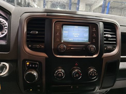 Used 2017 RAM 1500 Express image 22