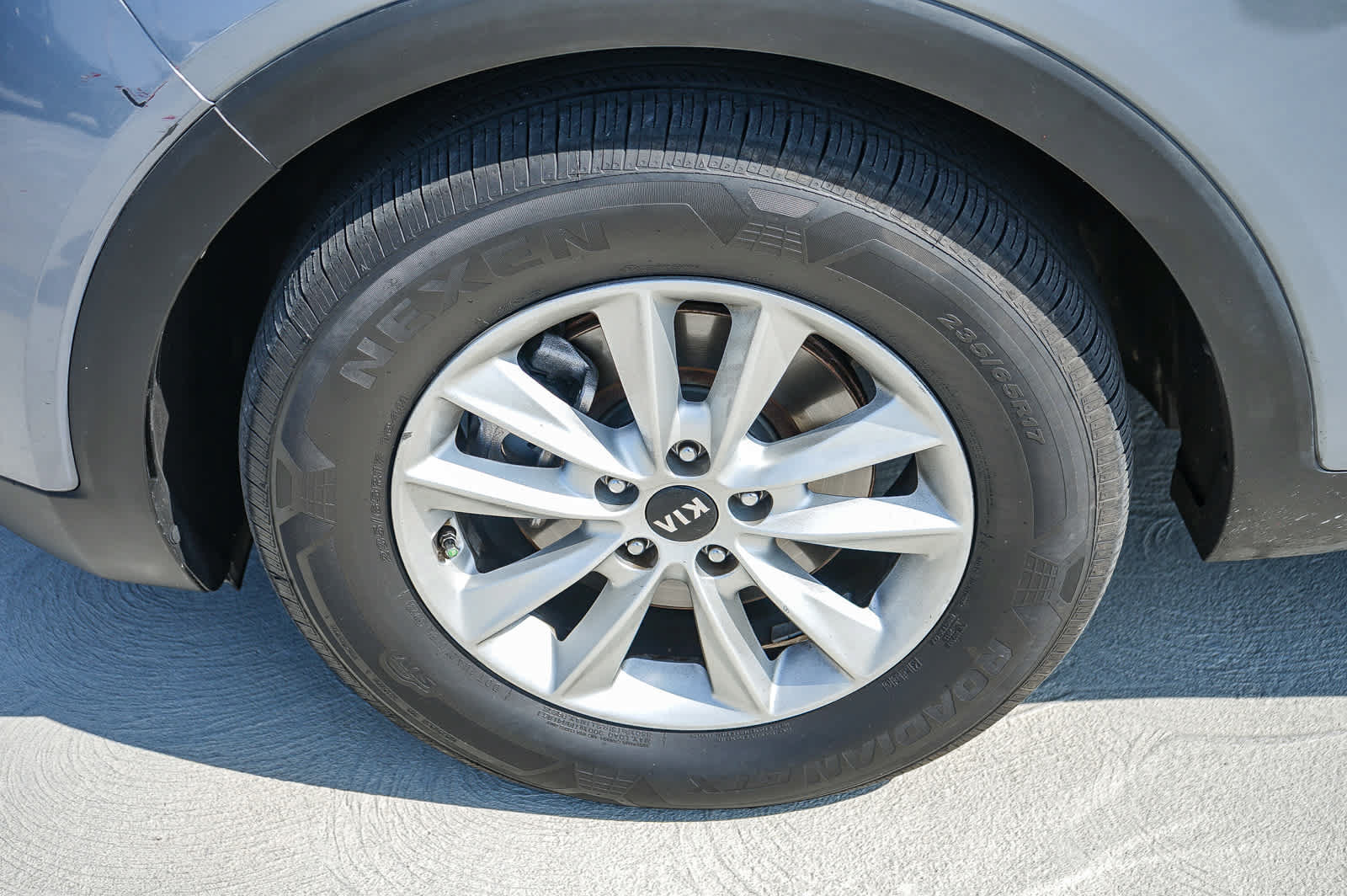 Used 2020 Kia Sorento FWD V6 image 11