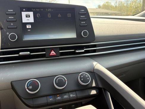 New 2026 Hyundai Elantra SE w/ Cargo Package FWD image 21