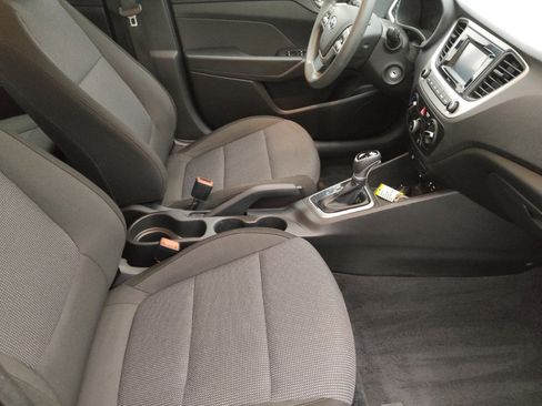 Used 2022 Hyundai Accent SE image 21