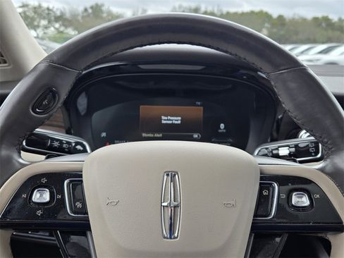 Used 2020 Lincoln Corsair Reserve w/ Equipment Group 202A image 23