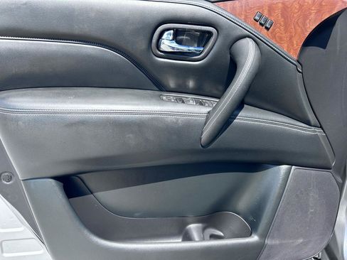 Used 2019 INFINITI QX80 Luxe w/ Proassist Package RWD image 8