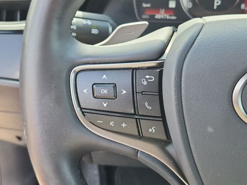 Used 2023 Lexus ES 250 w/ Premium Package AWD/4WD image 18
