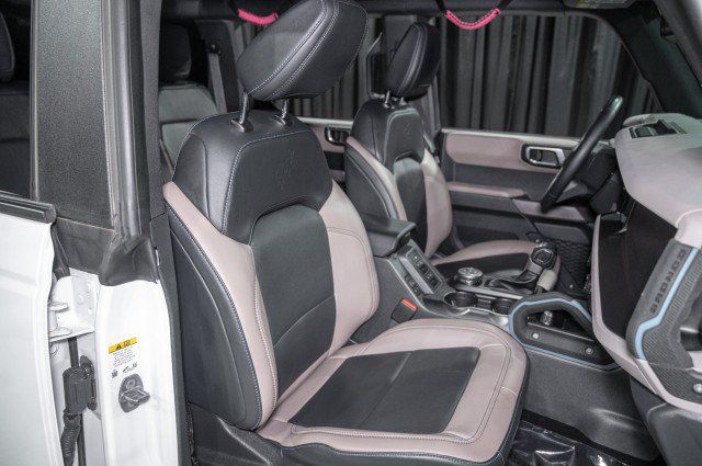 Used 2022 Ford Bronco Wildtrak AWD/4WD image 13