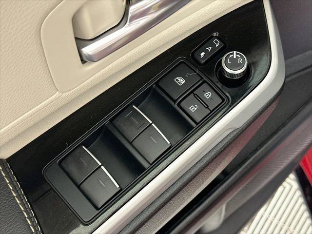 Certified 2026 Toyota Sienna Platinum AWD/4WD image 21