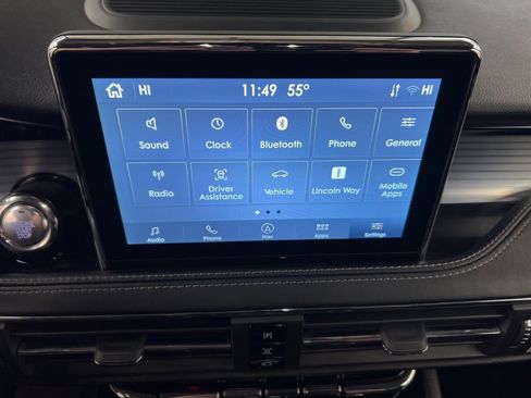 Used 2022 Lincoln Corsair AWD w/ Equipment Group 101A image 9