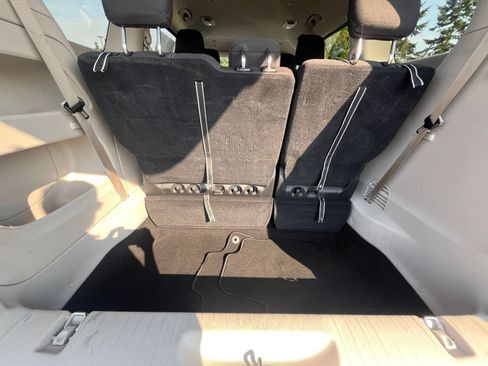 Used 2024 Chrysler Voyager LX FWD image 29