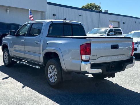 Used 2016 Toyota Tacoma SR5 w/ SR5 Appearance Package (SN) AWD/4WD image 5