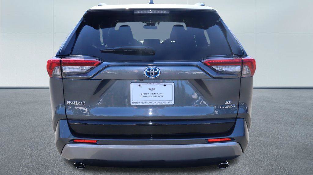 Used 2023 Toyota RAV4 SE w/ Convenience Package AWD/4WD image 16