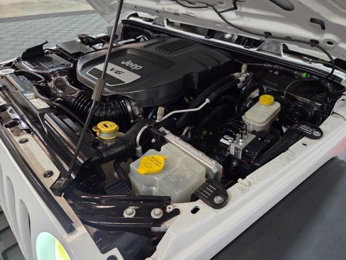 Used 2015 Jeep Wrangler Unlimited Sport w/ Quick Order Package 24S image 81