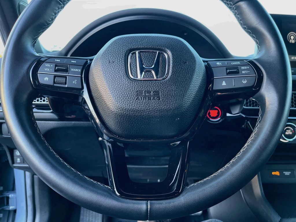 Used 2024 Honda Civic Sport image 11