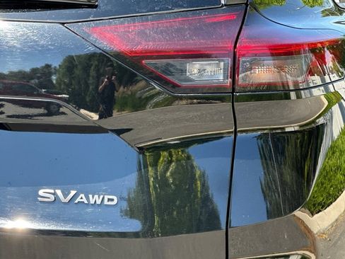 Used 2024 Nissan Rogue SV AWD/4WD image 25