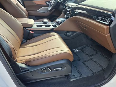 Certified 2024 Acura MDX SH-AWD w/ Technology Package image 16