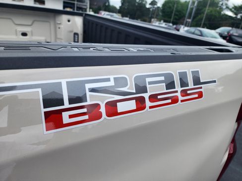 New 2026 Chevrolet Silverado 1500 Custom Trail Boss w/ Turbomax Blackout Package image 9
