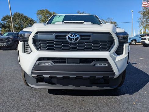 New 2025 Toyota Tacoma TRD Sport image 7