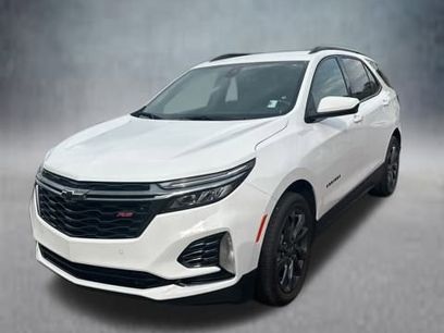 New 2026 Chevrolet Equinox RS w/ LPO, Floor Liner Package