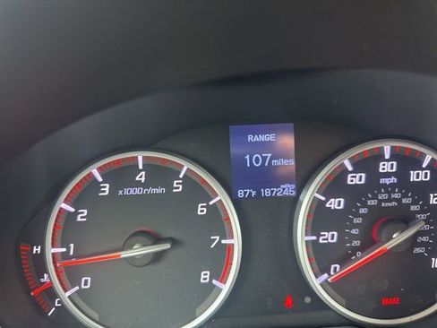 Used 2014 Acura ILX w/ Premium Package image 2