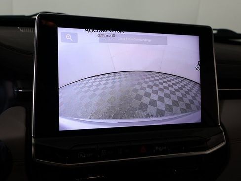 Used 2025 Jeep Compass Limited image 6