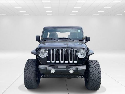 Used 2022 Jeep Wrangler Unlimited Sahara w/ Cold Weather Group AWD/4WD image 2