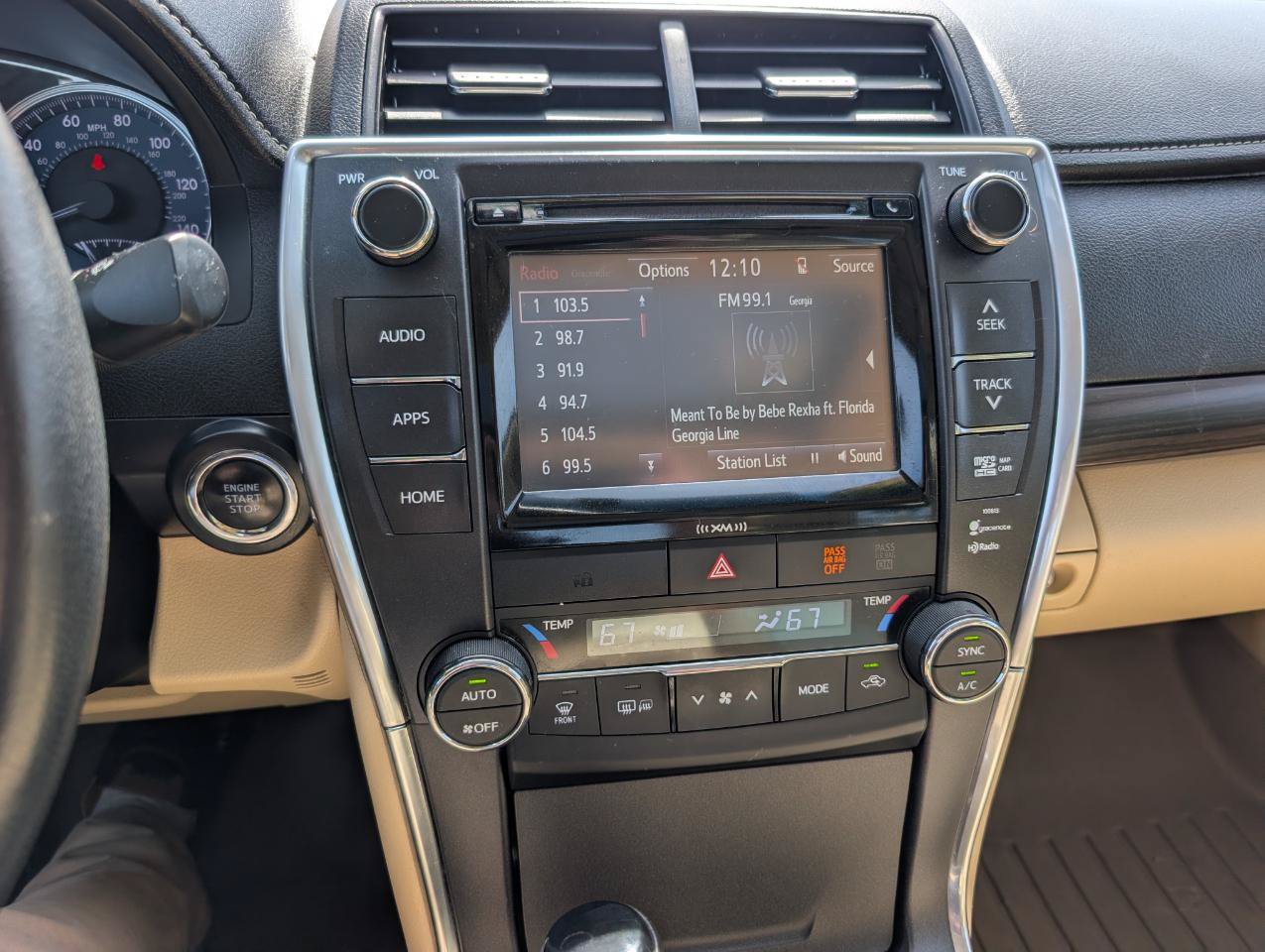 Used 2016 Toyota Camry XLE w/ Moonroof Package FWD image 21
